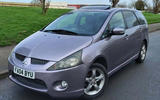 Mitsubishi Grandis - static front Mitsubishi Grandis - static front