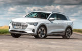 Audi E-tron 2019 - tracking side Audi E-tron 2019 - tracking side