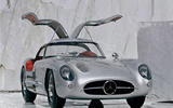 Mercedes-Benz SLR Mercedes-Benz SLR