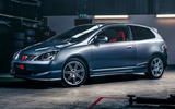 17 104307 2005 Honda Civic Type R