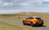 19 Aston Martin DBX  Golden Saffron  1 AML  252