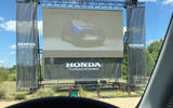 Honda E - drive-through film Honda E - drive-through film