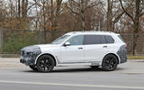 2022 BMW X7 side 2022 BMW X7 side