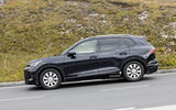 2023 Volkswagen Tiguan downhill side 2023 Volkswagen Tiguan downhill side