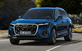 2024 Audi Q7 front three quarter tracking