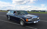 Mercedes W123 - hero front