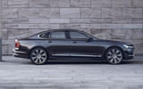 2020 Volvo S90 Recharge plug-in hybrid  2020 Volvo S90 Recharge plug-in hybrid