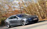 Tesla Model S - tracking side