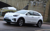 Kia e-Niro - hero side Kia e-Niro - hero side