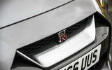 Nissan GT-R 2017 - badge