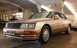 4 Lexus LS400 4 Lexus LS400