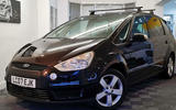 Ford S-Max 2.5T Titanium Ford S-Max 2.5T Titanium
