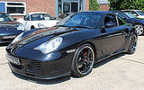 Porsche 911 Turbo - front