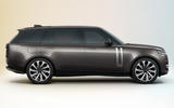 82 Land Rover Range Rover 2021 official reveal images LWB side 82 Land Rover Range Rover 2021 official reveal images LWB side