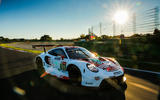 Porsche 911 RSR-19 drive - tracking Porsche 911 RSR-19 drive - tracking