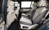 89 BMW X7 2022 facelift official images rear seats 89 BMW X7 2022 facelift official images rear seats