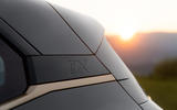 92 BMW iX M60 2022 reveal roofline 92 BMW iX M60 2022 reveal roofline