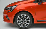 Renault Clio 2019 Autocar studio static - alloy wheels