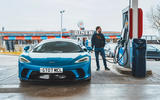 96 24hrs in McLaren GT 2022 fuel stop