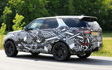 2021 Land Rover Discovery facelift prototype - rear