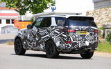 2021 Land Rover Discovery facelift prototype - rear