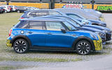 2021 Mini Cooper S facelift prototype - side 2021 Mini Cooper S facelift prototype - side