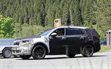 New Kia Sorento spyshot side 3/4