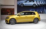 2017 Volkswagen Golf facelift revealed