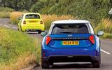Abarth 500e vs mini cooper serear Abarth 500e vs mini cooper serear