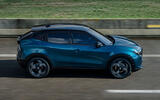 Alfa Romeo Junior Ibrida side tracking Alfa Romeo Junior Ibrida side tracking