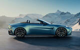 Aston Martin Vantage Roadster 2025 side roof open static