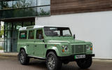 Bedeo Defender static front Bedeo Defender static front