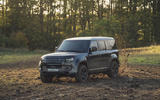 BehindthescenesimageoftheNewLandRoverDefenderfeaturedinNoTimeToDie 02