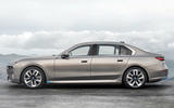 BMW i7 side BMW i7 side