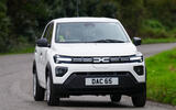 Dacia Spring Cargo front quarter tracking