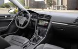 2017 Volkswagen Golf facelift revealed