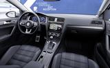 2017 Volkswagen Golf facelift revealed