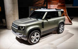 Land Rover Defender 90 - front
