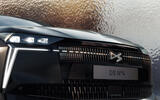 DS No4 light detail DS No4 light detail