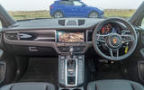 Porsche Macan vs Jaguar E-Pace 2019 - Porsche interior