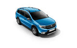 Dacia Logan MCV Stepway from front