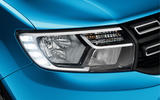 Dacia Logan MCV Stepway headlight