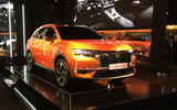 DS 7  DS 7