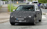 Hyundai Ioniq 2 spyshots driving front 3 4 Hyundai Ioniq 2 spyshots driving front 3 4