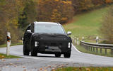 Hyundai Ioniq 7 front with barrier Hyundai Ioniq 7 front with barrier
