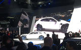 Mission E Cross Turismo