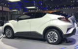 Toyota C-HR EV - side