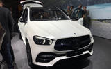 2019 Mercedes GLE gets long-range hybrid and trick suspension