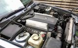 BMW E32 730i V8