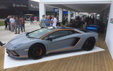 LAMBORGHINI AVENTADOR S: Grey and orange colour scheme is unique